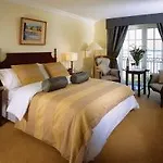 Bayview Otel