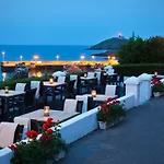Bayview Otel 4*