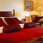 Bayview Otel 4*