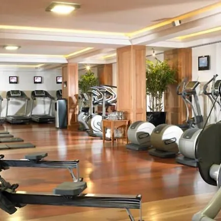 Bayview Hotel 4*