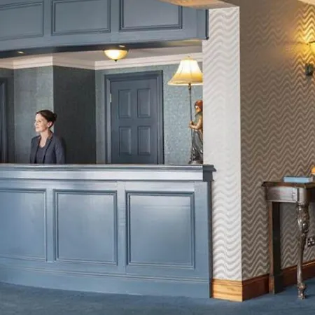 Ξενοδοχείο Bayview 4*